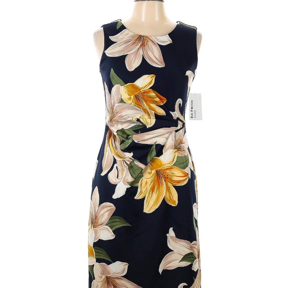 Floral Sleeveless Dress - Navy
